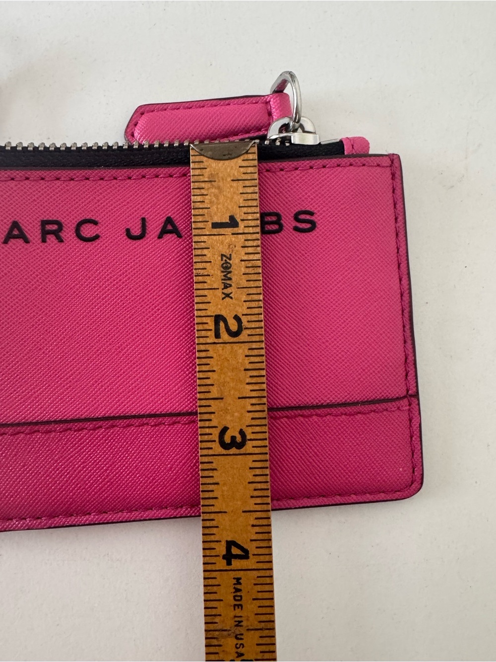 Marc Jacobs Hot Neon Pink Faux Leather Change Purse with Attached Key Ring NWOT - Picture 5 of 7